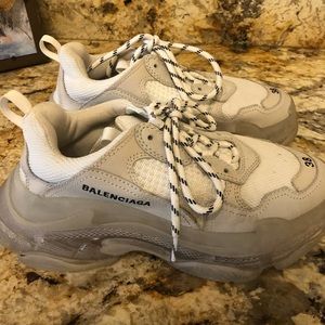 Balenciaga triple S size 38